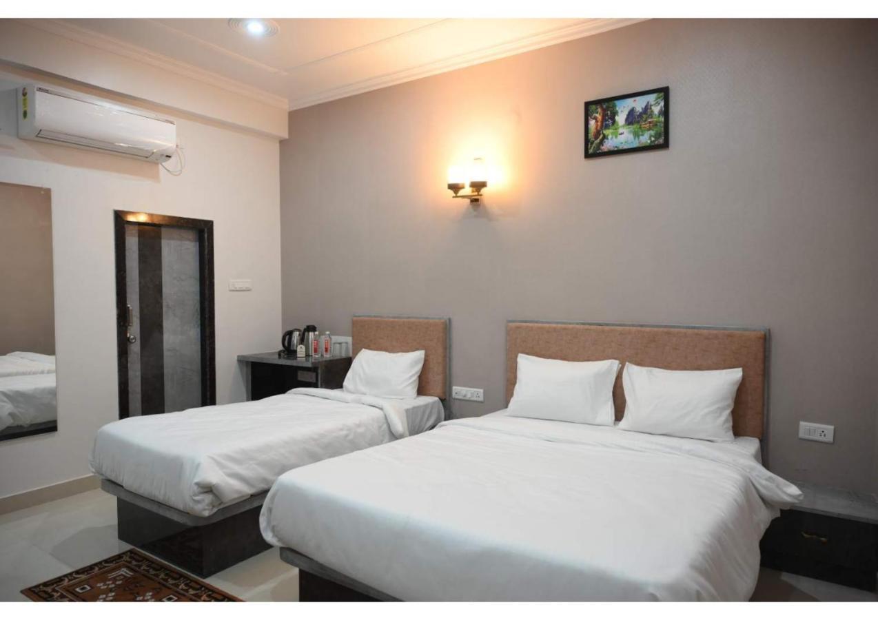 Hotel Ganga Kaveri Βαρανάσι Εξωτερικό φωτογραφία